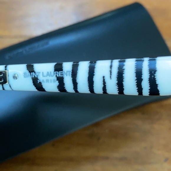 Saint Laurent sunglasses - Picture 4 of 5